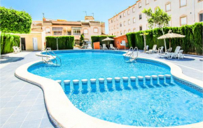 Cozy Apartment In Torrevieja With Wifi